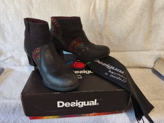 Botines Desigual Cuero Negro Talla 39