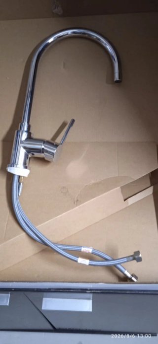 Grifo de cocina marca teka plateado inoxidable
