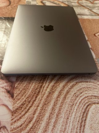 MacBook Pro 17 M1 8GB RAM 512GB SSD 13"