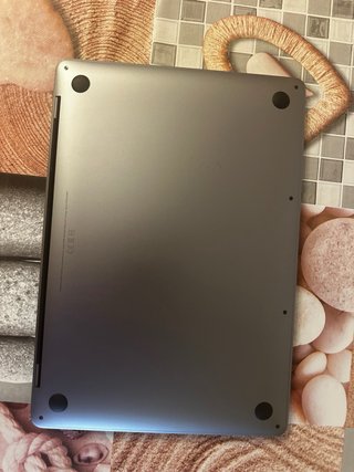 MacBook Pro 17 M1 8GB RAM 512GB SSD 13"