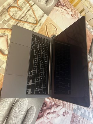 MacBook Pro 17 M1 8GB RAM 512GB SSD 13"