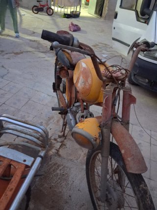 Recogida ciclomotores a 100 km