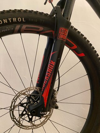Bicicleta Specialized MTB Negra