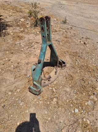 Tripuntal para tractor