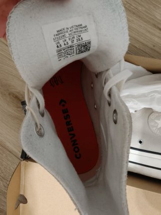 Converse Chuck Taylor All Star Lift Platform.