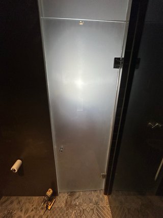 Puerta de cristal opaco para baño
