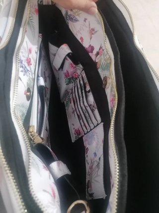 Bolso nuevo Parfois blanco con estampado tropical.