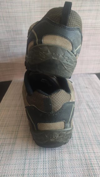 Zapatillas Hi-Tec Trekking Marrones y Negras