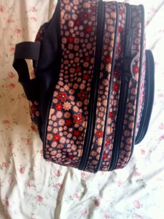 Mochila infantil floral