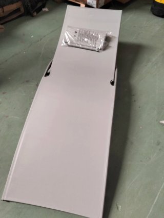 Sklum Tumbona reclinable en aluminio con cojín