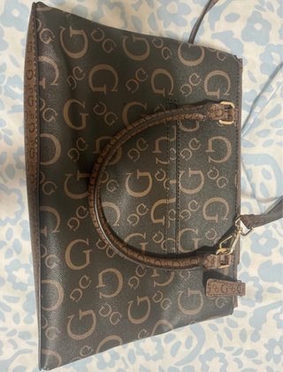 Bolso Guess Marrón y Dorado Nuevo ORIGINAL