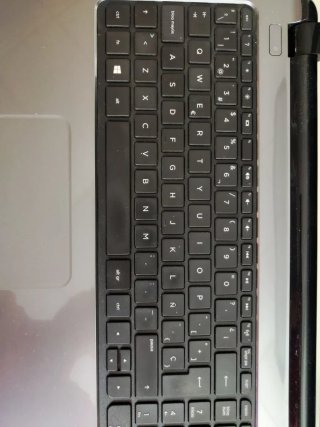 Ordenador Compaq 8GB RAM AMD A4+maletín