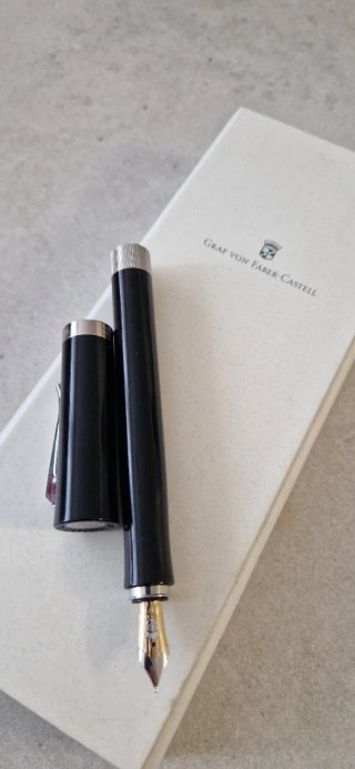 Pluma Graf von Faber-Castell. INTUITION