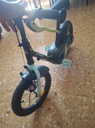 Bicicleta infantil 2-4 años