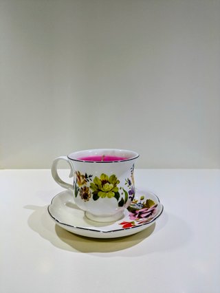 Vela en forma de taza de té inglesa vintage