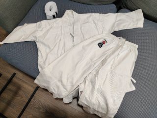 Kimono de kárate Daedo, para niños de 10 a 12 años