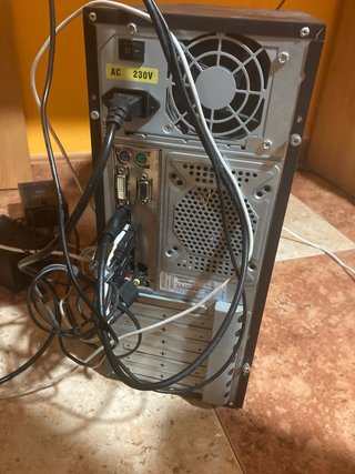 Torre PC Negra