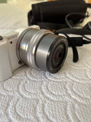 Cámara Sony A5000 Blanca
