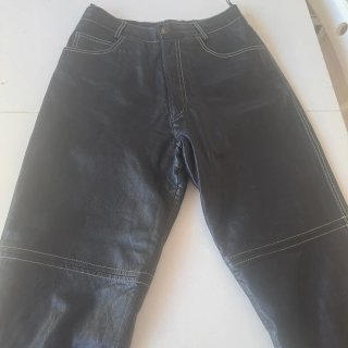 Pantalón de cuero auténtico negro