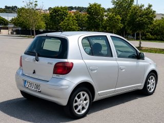 Toyota Yaris 1.3 Gasolina 86cv 1 solo Propietario!