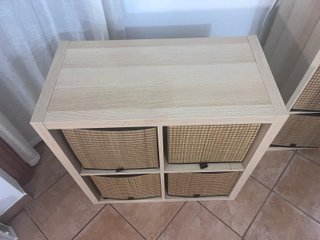 Estantería IKEA KALLAX 2x2 con cestas GNABBAS