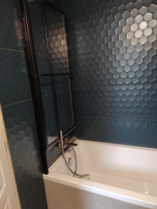 Alicatado profesional de azulejos