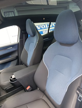 Volvo EX30 2024