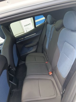 Volvo EX30 2024