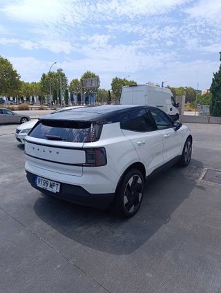 Volvo EX30 2024
