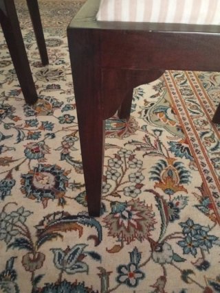 Conjunto de 6 sillas de madera respaldo de ratán.