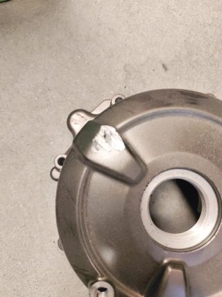 Tapa motor Yamaha MT-07 gris/plata