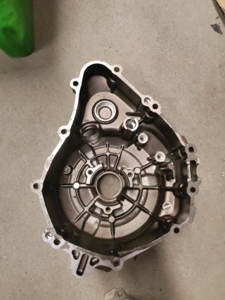 Tapa motor Yamaha MT-07 gris/plata