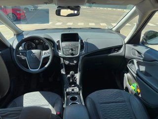 Opel Zafira Tourer 2014