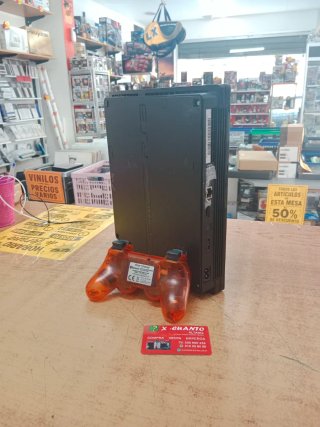 CONSOLA SONY PS3 SLIM 250GB CON MANDO E CAVI