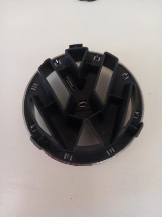 Anagrama Calandra Volkswagen Cromado