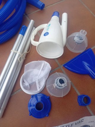 Aspiradora Gre Little Vac para piscinas