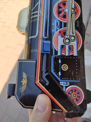 Treno giocattolo in latta vintage