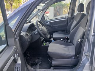 Opel Meriva 2004