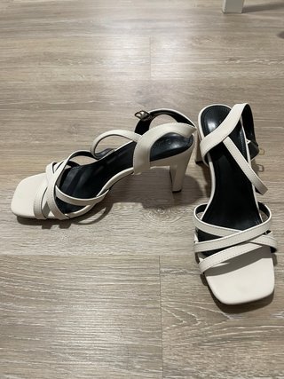 Sandalias Guapissima Talla 39 Blancas