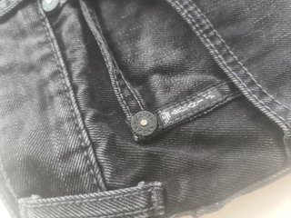 Pantalón vaquero Armani negro
