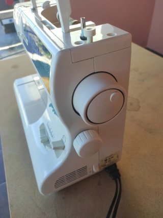 Máquina de coser Singer