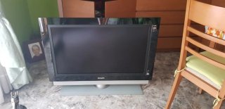 TV Philips 37 Plata y Negro