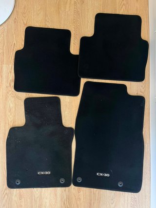 Alfombras Mazda CX-30