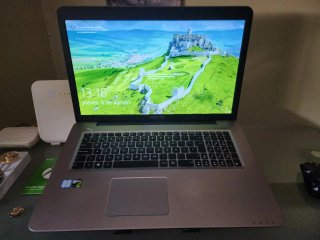 Portátil ASUS potente Core i7 de 17" 8gb,1tb perfe