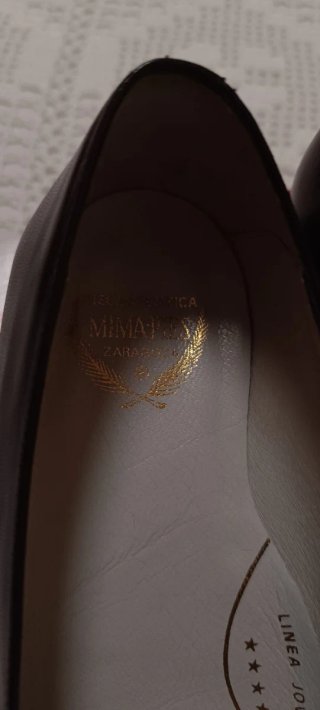 Zapatos de tacón marrones