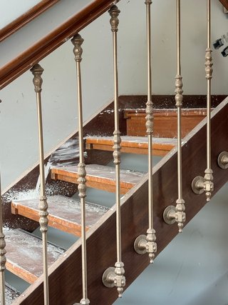 Barrotes metálicos para escalera