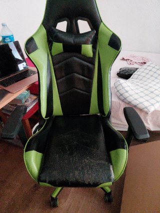 REGALO Silla Gaming Negra y Verde
