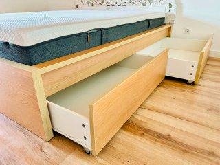 Cama Ikea MALM con somier de madera