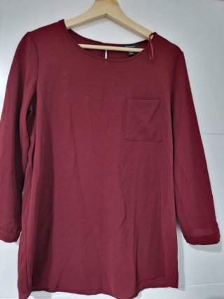 Blusa roja/burgundy con botón
