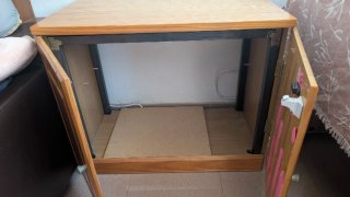 Mueble casero con estructura para acuario